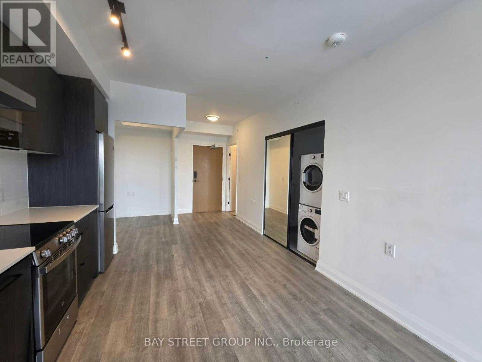 1-2369 Danforth Avenue, Toronto, ON, M4C 0B1 - 3