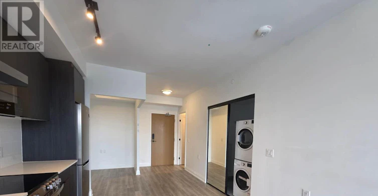 1-2369 Danforth Avenue, Toronto, ON, M4C 0B1 - 3
