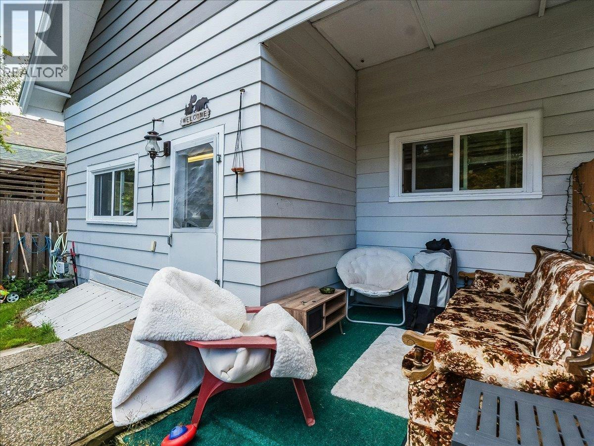 413 Silica Street - 4