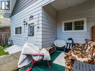 413 Silica Street - 4