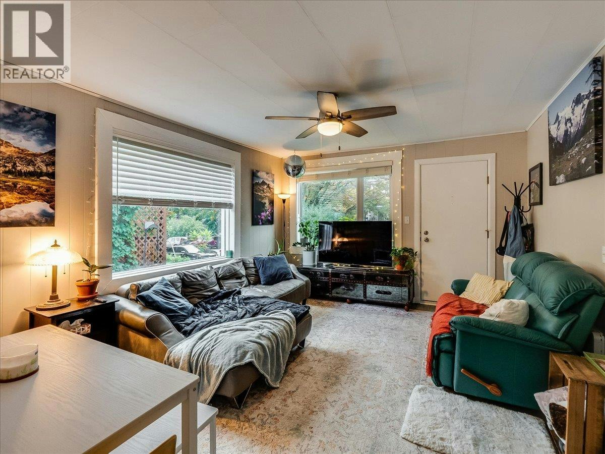 413 Silica Street, Nelson, BC, V1L 4M6 - 8
