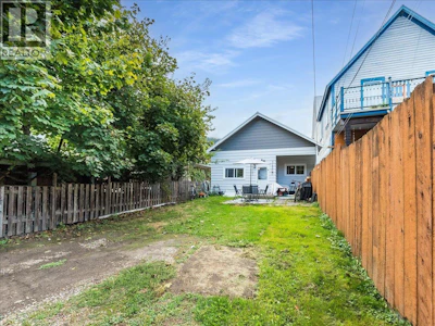 413 Silica Street - 5
