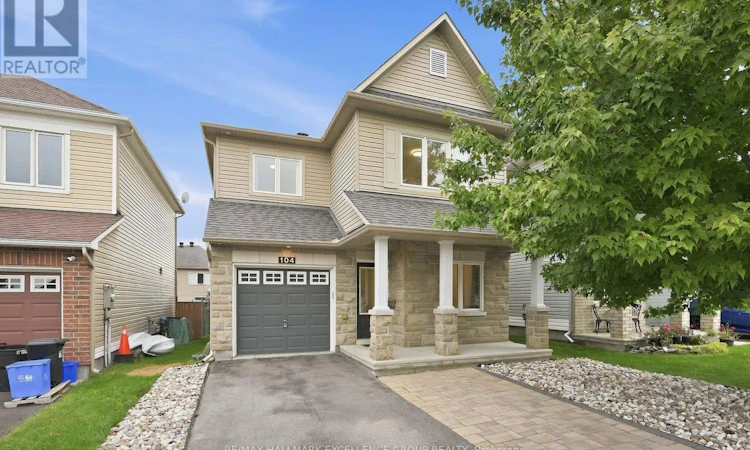 104 Onyx Crescent