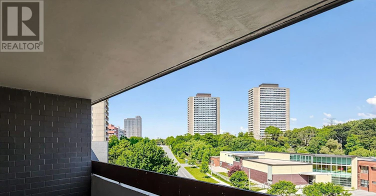 302-55 Sunny Glenway, Toronto, ON, M3C 2Z5 - 32