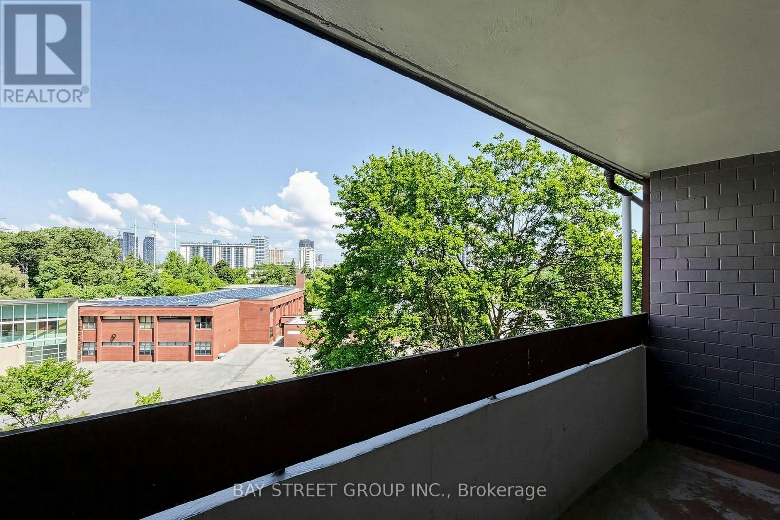302-55 Sunny Glenway, Toronto, ON, M3C 2Z5 - 31