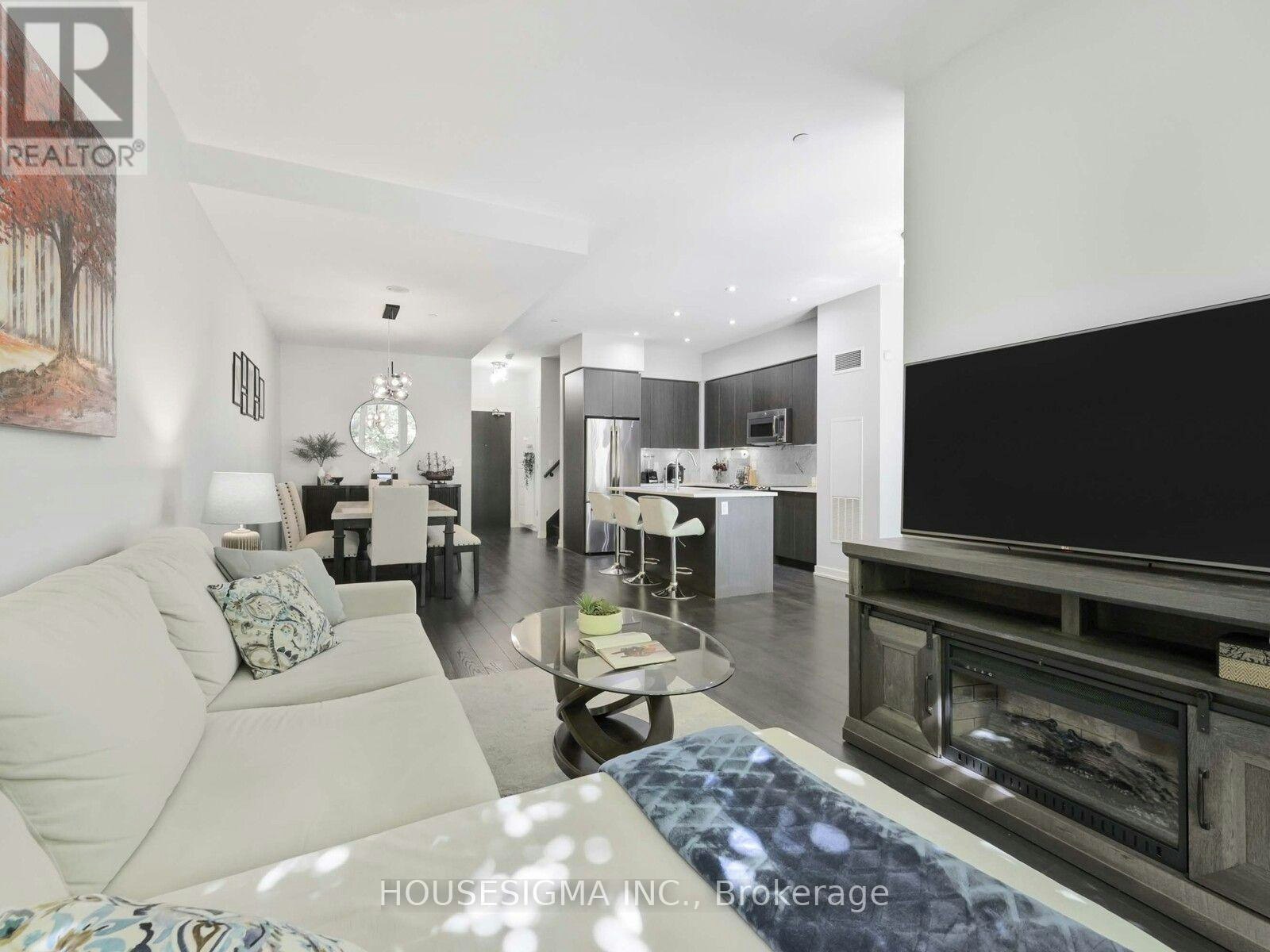 TH03-32 Bruyers Mews, Toronto, ON, M5V 0H8 - 11