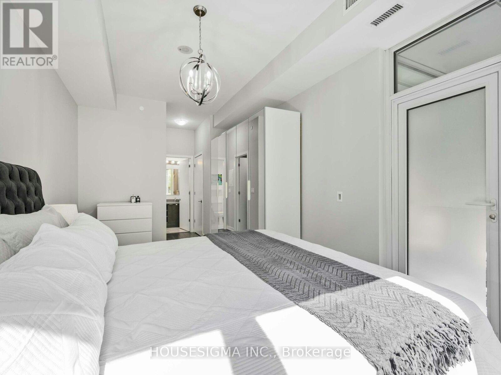 TH03-32 Bruyers Mews, Toronto, ON, M5V 0H8 - 21