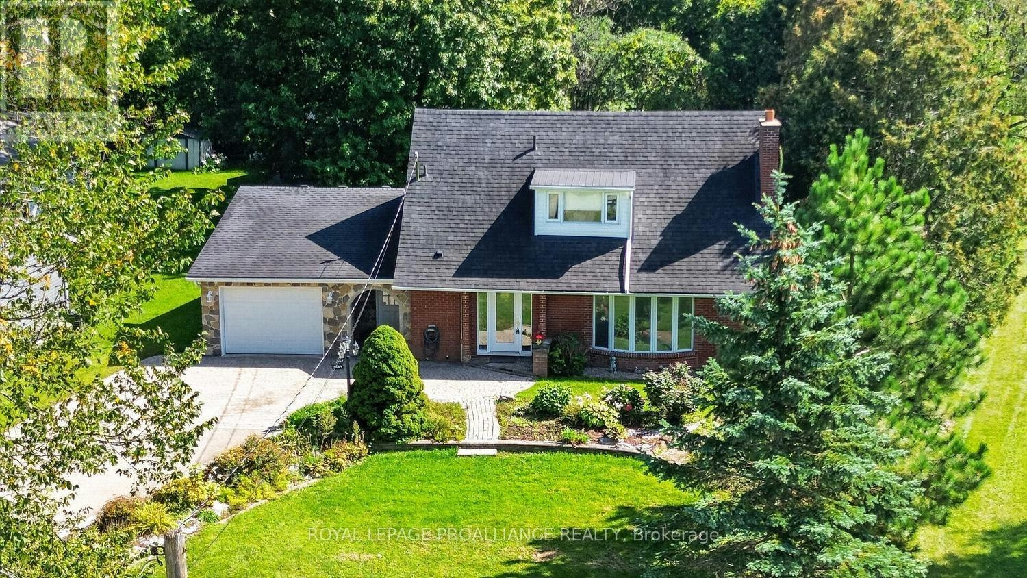 3449 27 County Road, Elizabethtown, ON, K0E 1M0