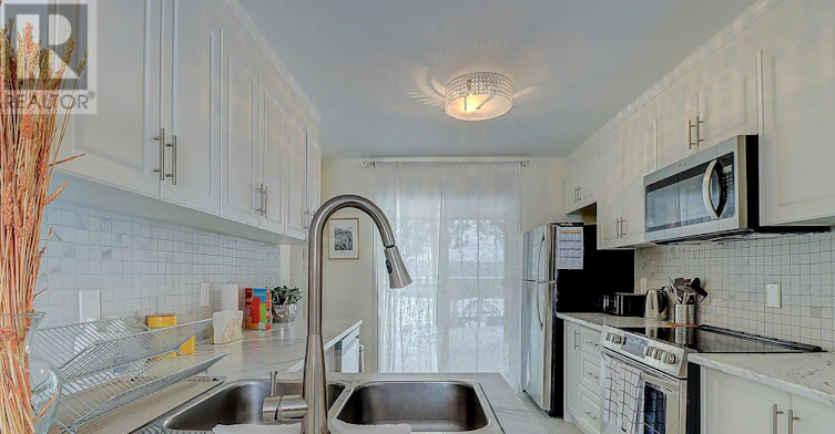 5 Bellefontaine Street, Toronto, ON, M1S 1J6 - 8