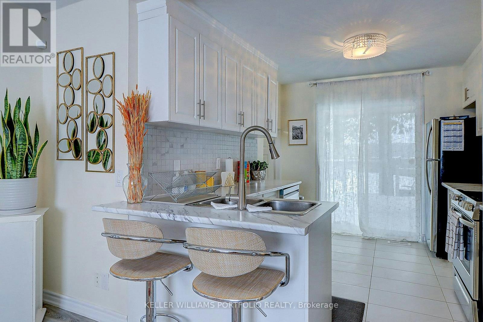 5 Bellefontaine Street, Toronto, ON, M1S 1J6 - 7