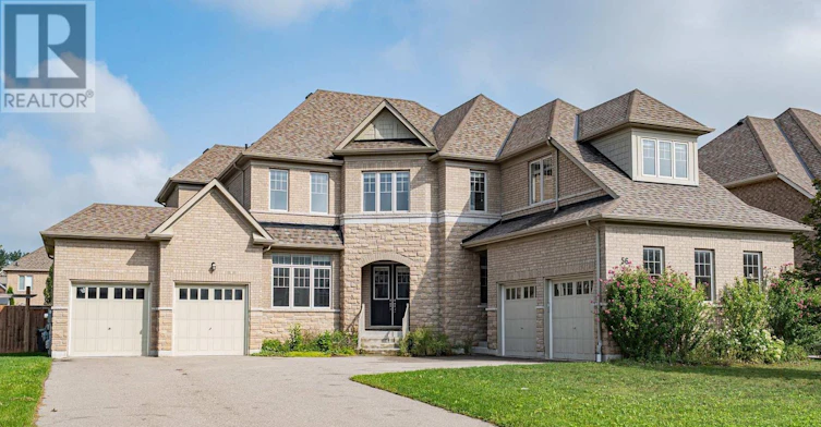 56 Redmond Crescent, Springwater, ON, L9X 2A2