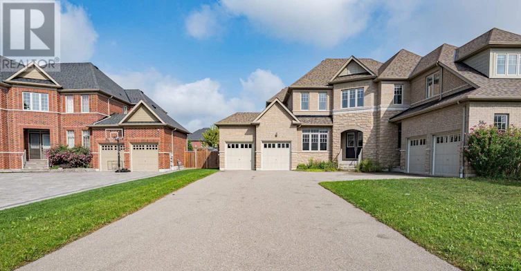 56 Redmond Crescent, Springwater, ON, L9X 2A2 - 2