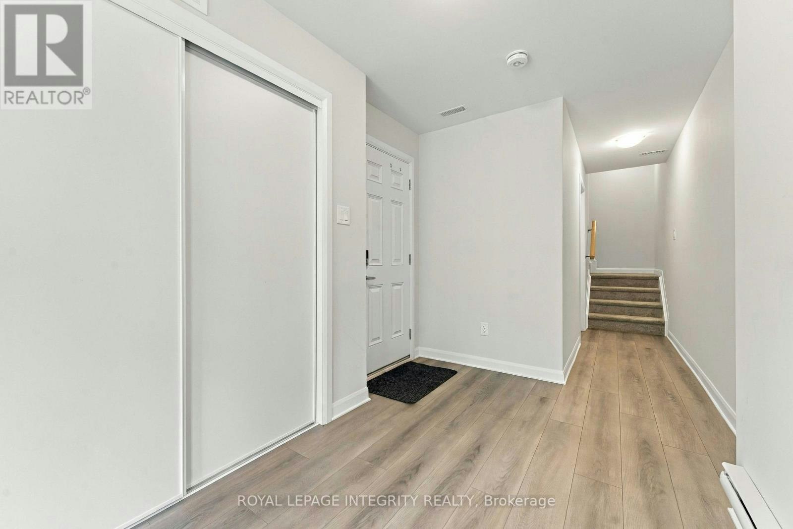 514 Woodlily Private, Ottawa, ON, K2T 0S6 - 3