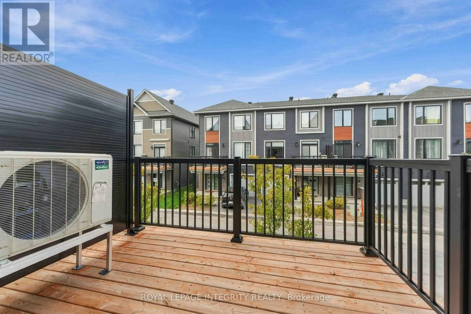 514 Woodlily Private, Ottawa, ON, K2T 0S6 - 24