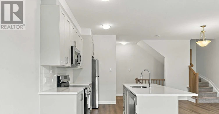 514 Woodlily Private, Ottawa, ON, K2T 0S6 - 11