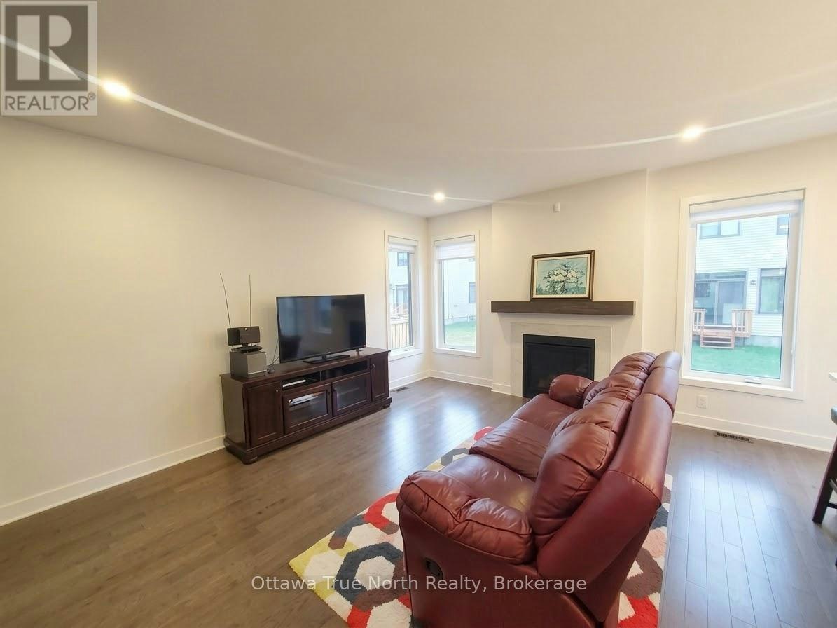 1054 Eider Street, Ottawa, ON, K4M 0P4 - 11