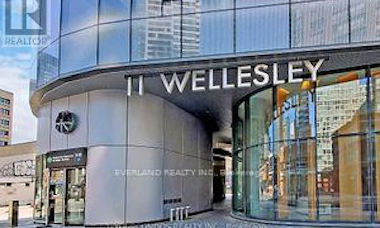 703-11 Wellesley Street W