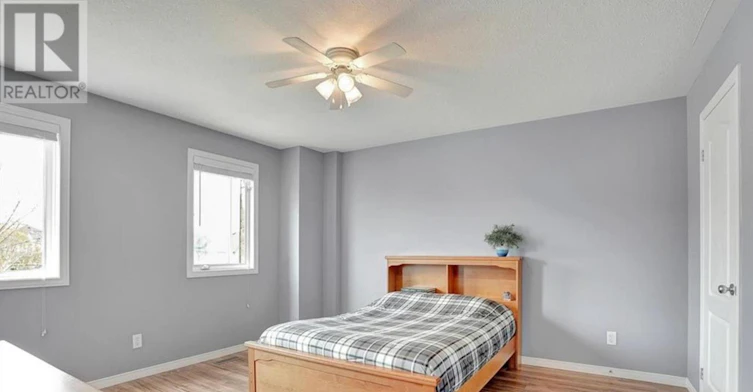 32 Apple Ridge Drive W, Kitchener, ON, N2P 2S2 - 16