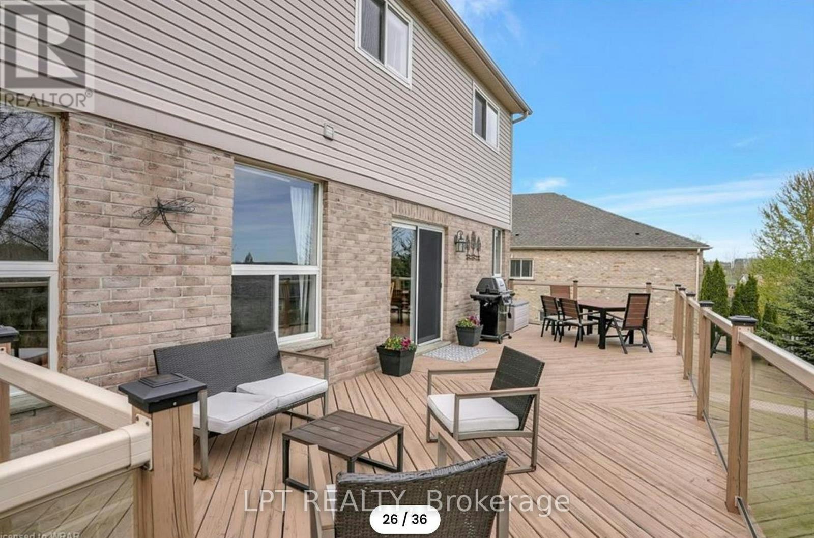 32 Apple Ridge Drive W, Kitchener, ON, N2P 2S2 - 21