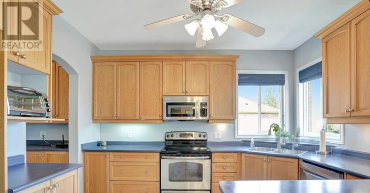 32 Apple Ridge Drive W, Kitchener, ON, N2P 2S2 - 8