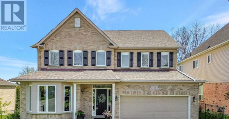 32 Apple Ridge Drive W, Kitchener, ON, N2P 2S2