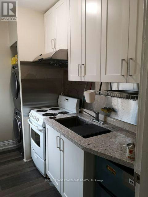 2ND & 3RD FLOORS-1320 Dundas Street E, Toronto, ON, M4M 1S6 - 3