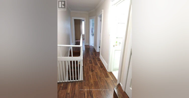 2ND & 3RD FLOORS-1320 Dundas Street E, Toronto, ON, M4M 1S6 - 2