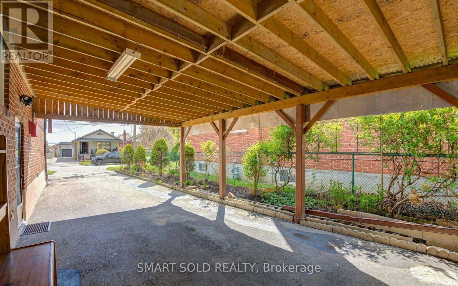 24 Ivanhoe Court, Toronto, ON, M1R 3G9 - 20