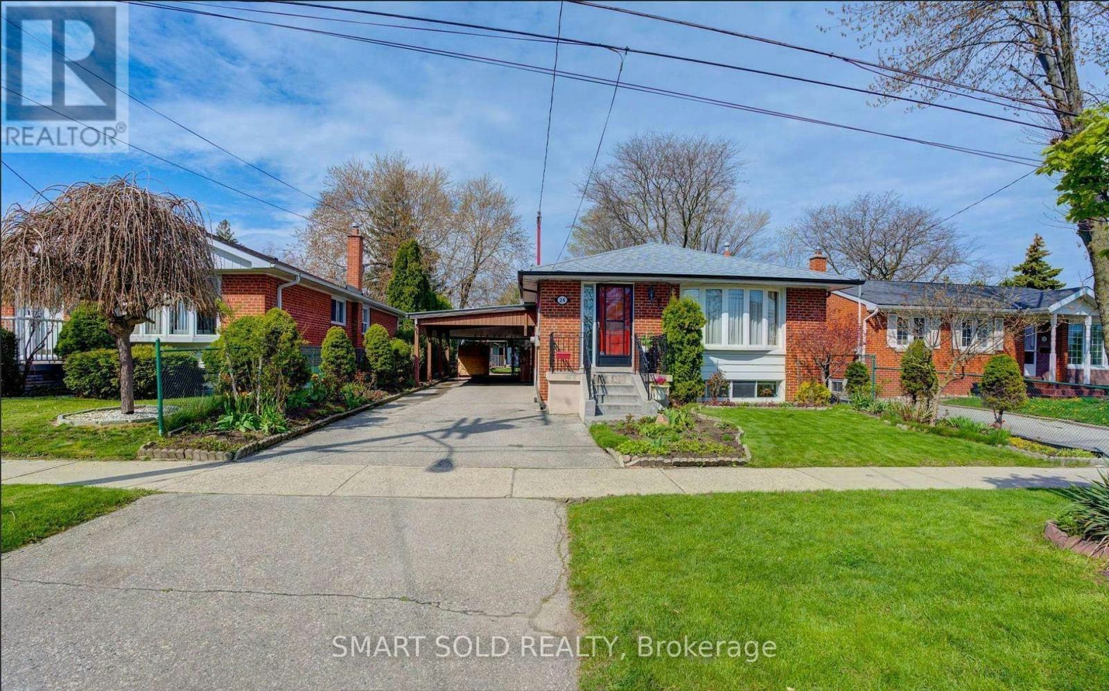 24 Ivanhoe Court, Toronto, ON, M1R 3G9 - 2