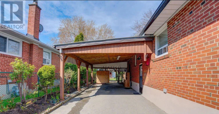 24 Ivanhoe Court, Toronto, ON, M1R 3G9 - 21