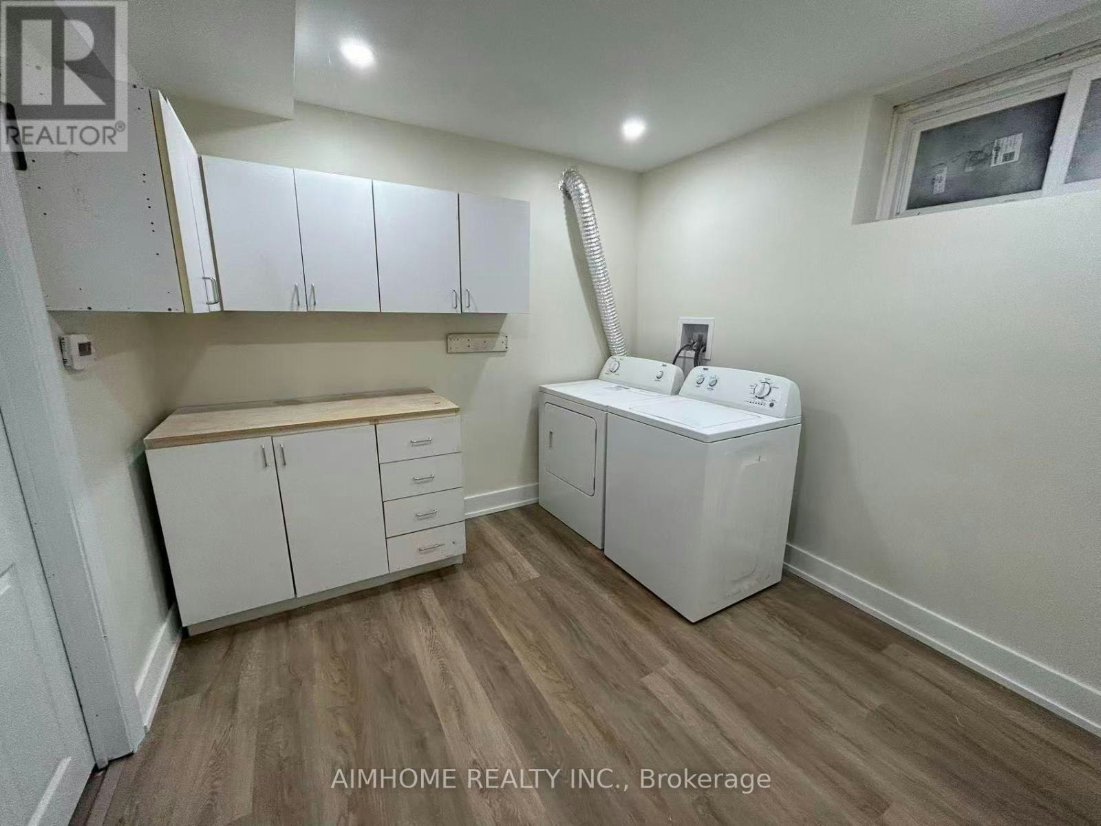 47 Belfry Drive, Newmarket, ON, L3Y 3E9 - 10