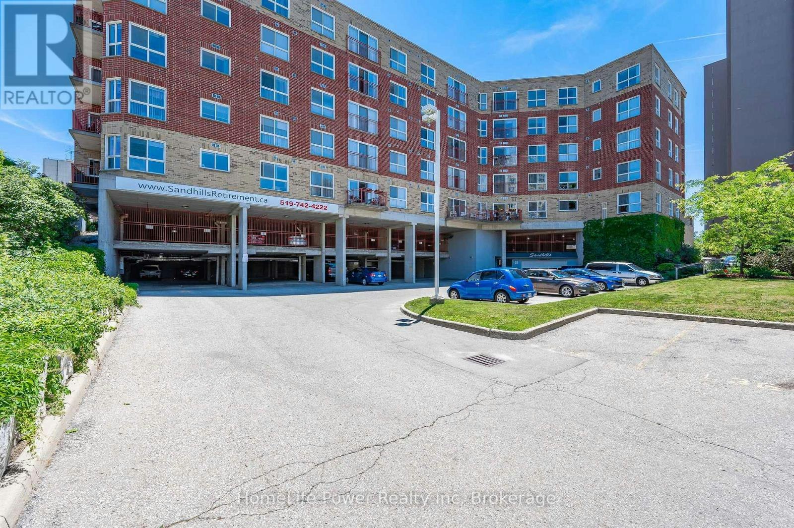 107-20 St George Street, Kitchener, ON, N2G 2S7