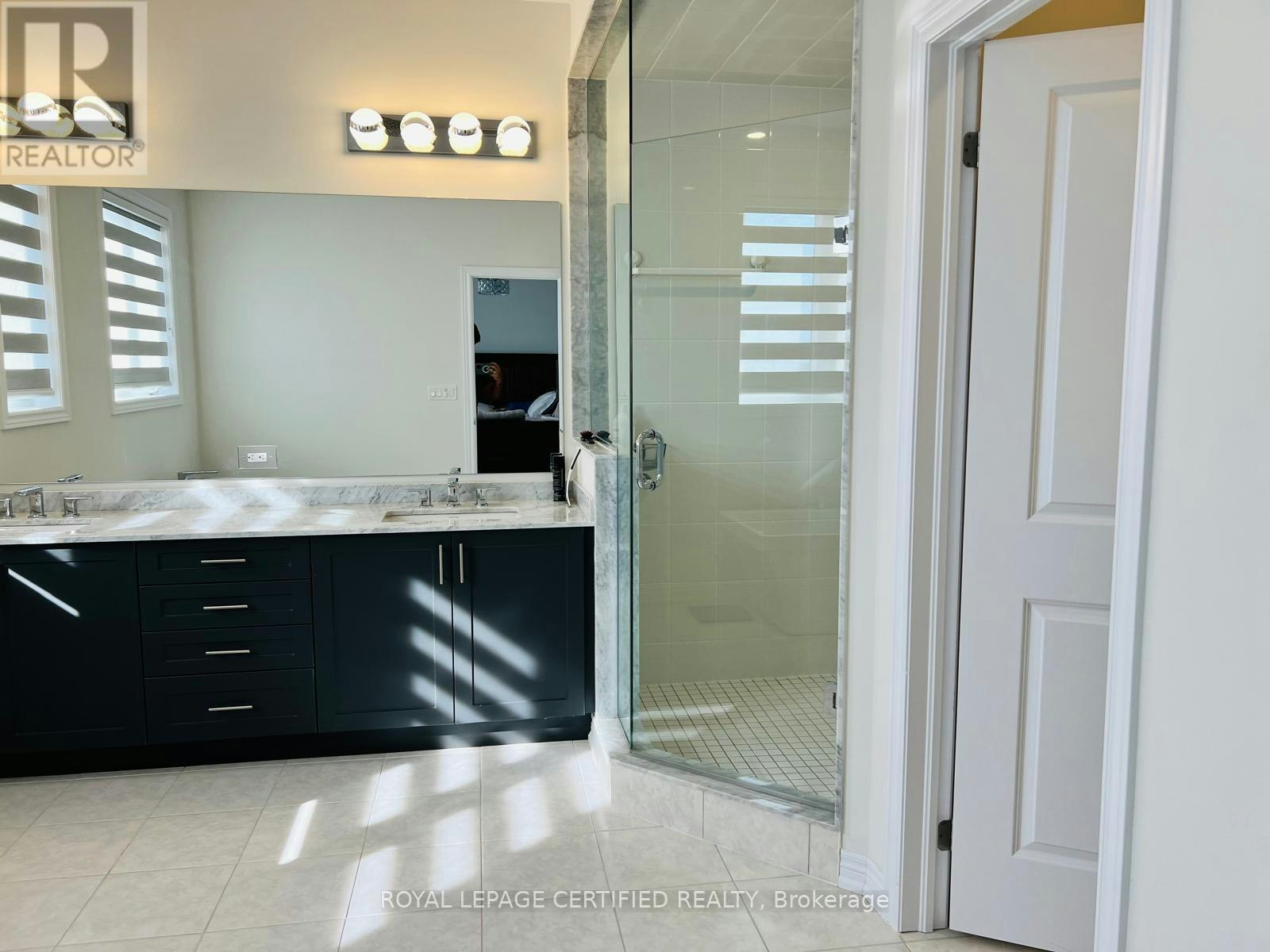 23 Charing Cross Gate, Oakville, ON, L6H 0V7 - 11