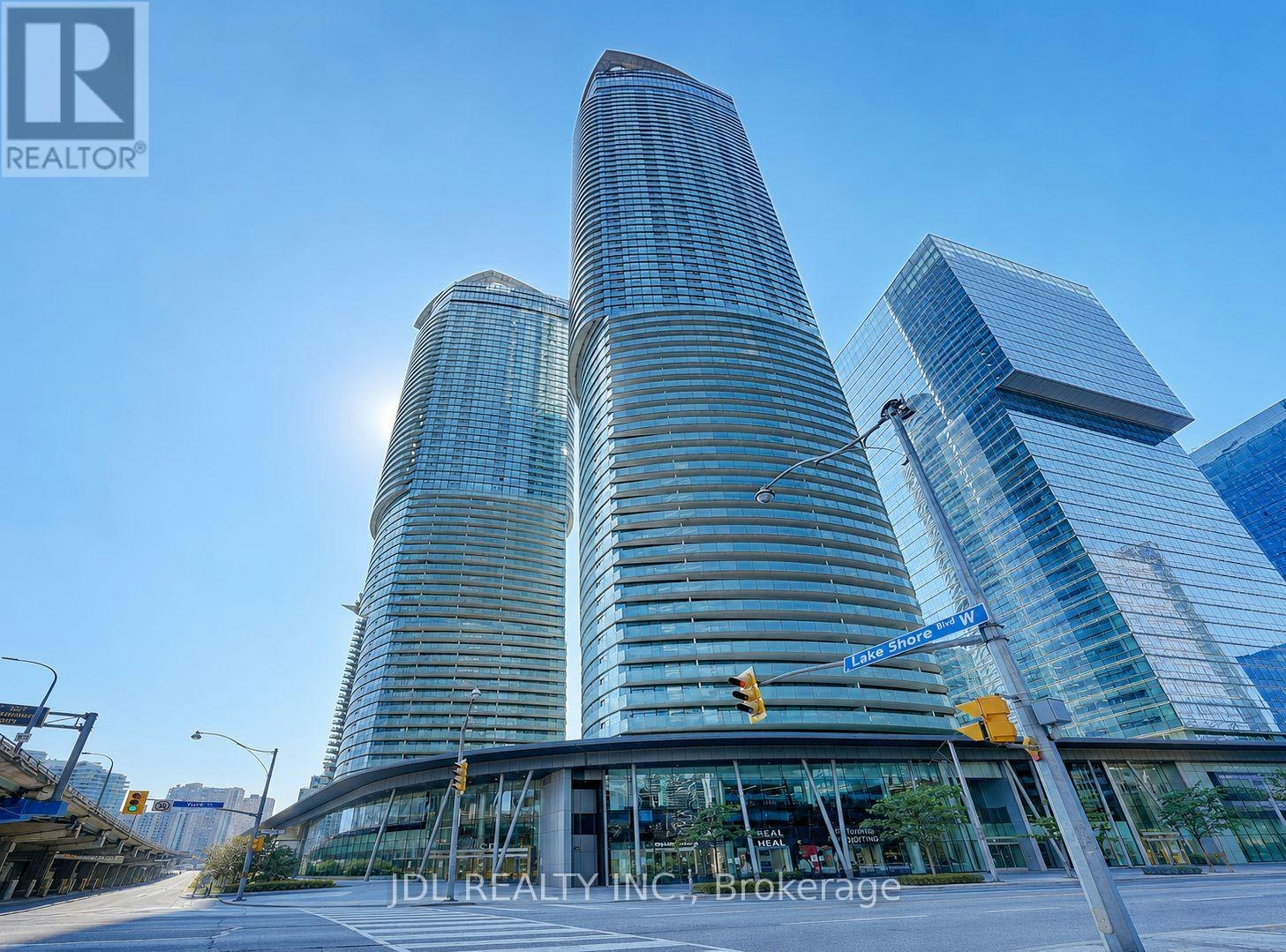 2012-14 York Street, Toronto, ON, M5J 0B1