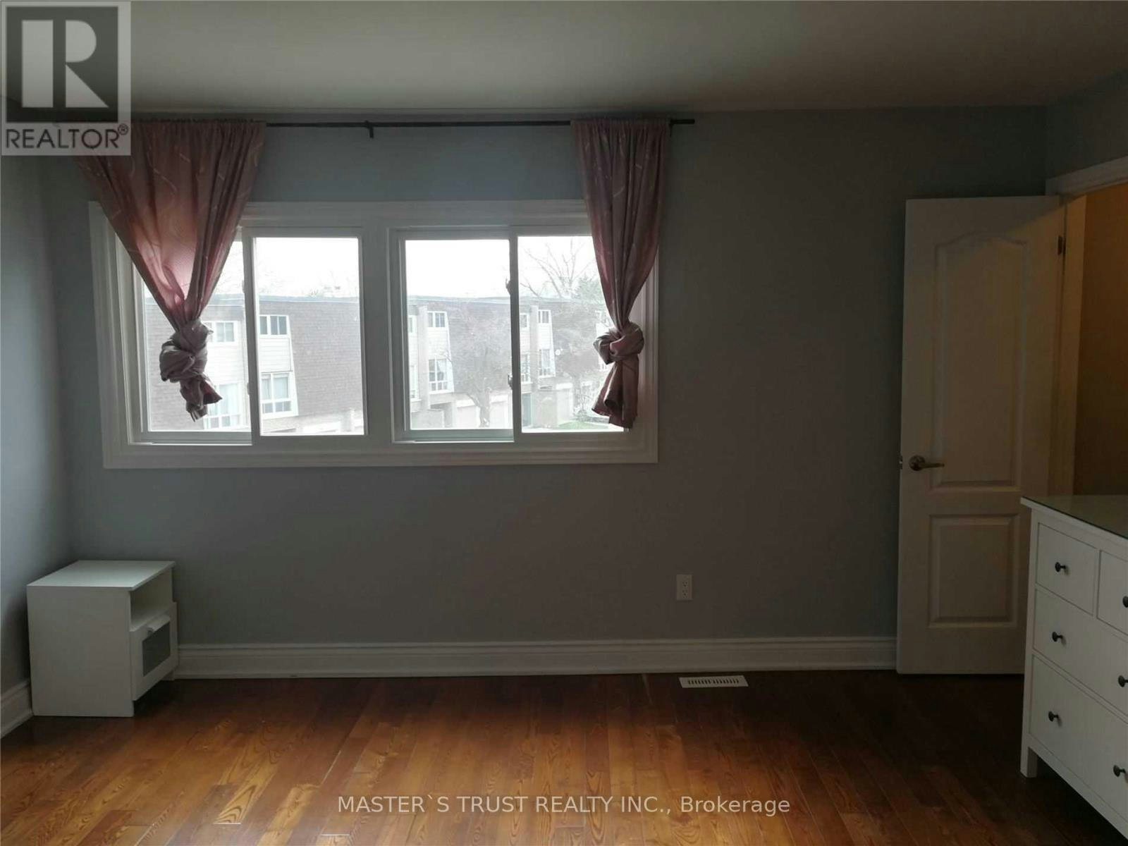15-653 Village Parkway, Markham, ON, L3R 2G8 - 9