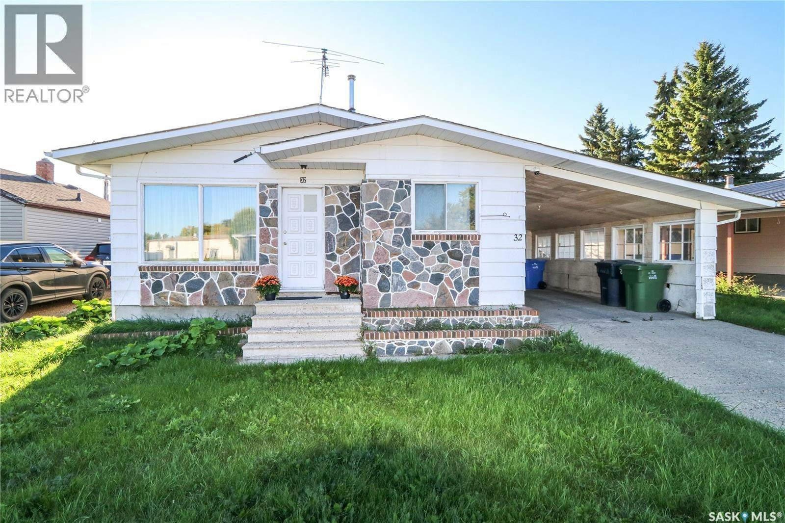 32 Clarke Avenue, Yorkton, SK, S3N 3X5