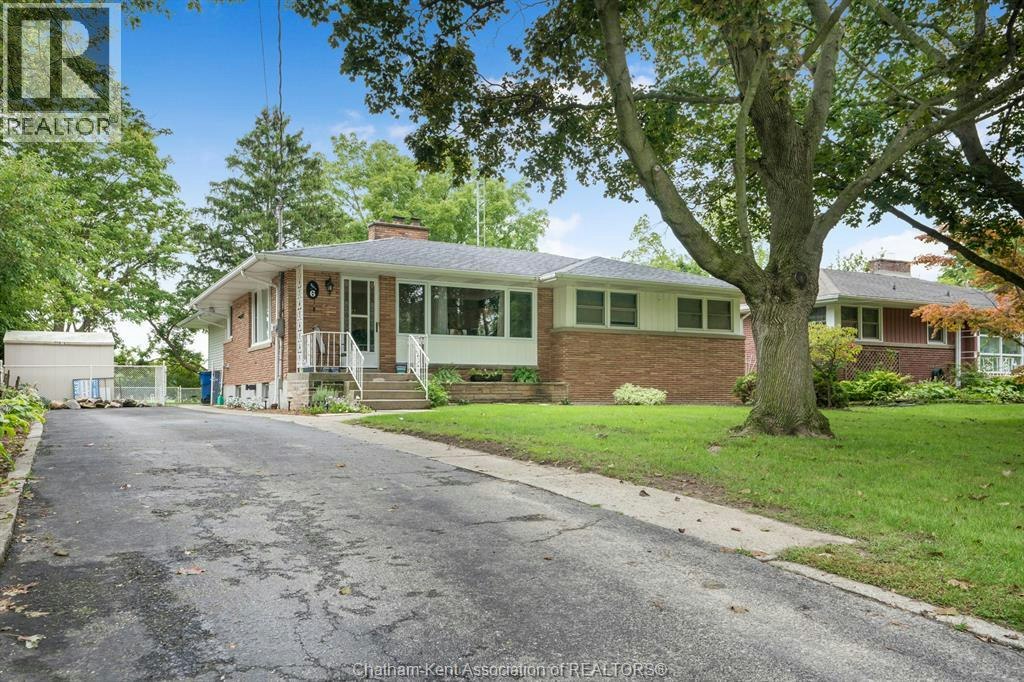 6 Craven Drive, Chatham-Kent, ON, N7L 3T8