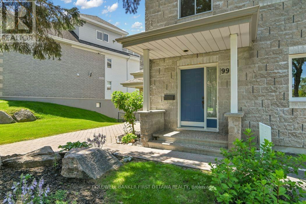 99 Robson Court, Ottawa, ON, K2K 2W1