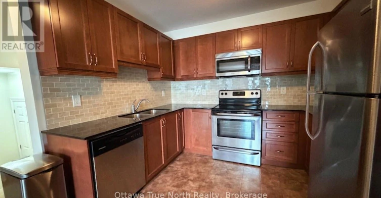 305 Menorca Drive, Ottawa, ON, K2S 0M1 - 9