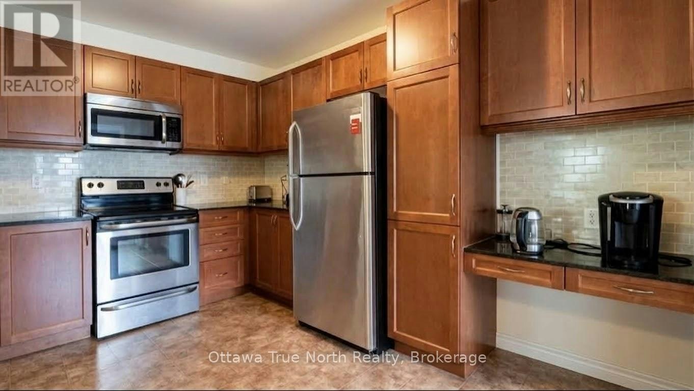 305 Menorca Drive, Ottawa, ON, K2S 0M1 - 10