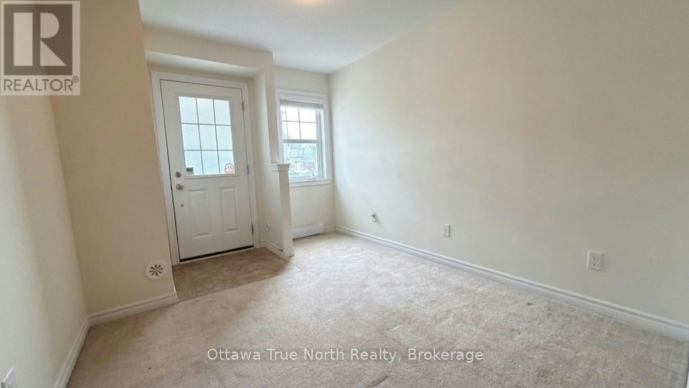 305 Menorca Drive, Ottawa, ON, K2S 0M1 - 3