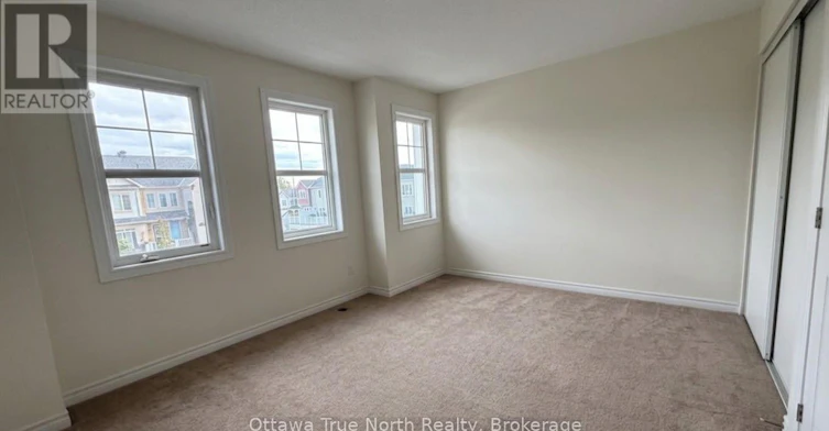 305 Menorca Drive, Ottawa, ON, K2S 0M1 - 12