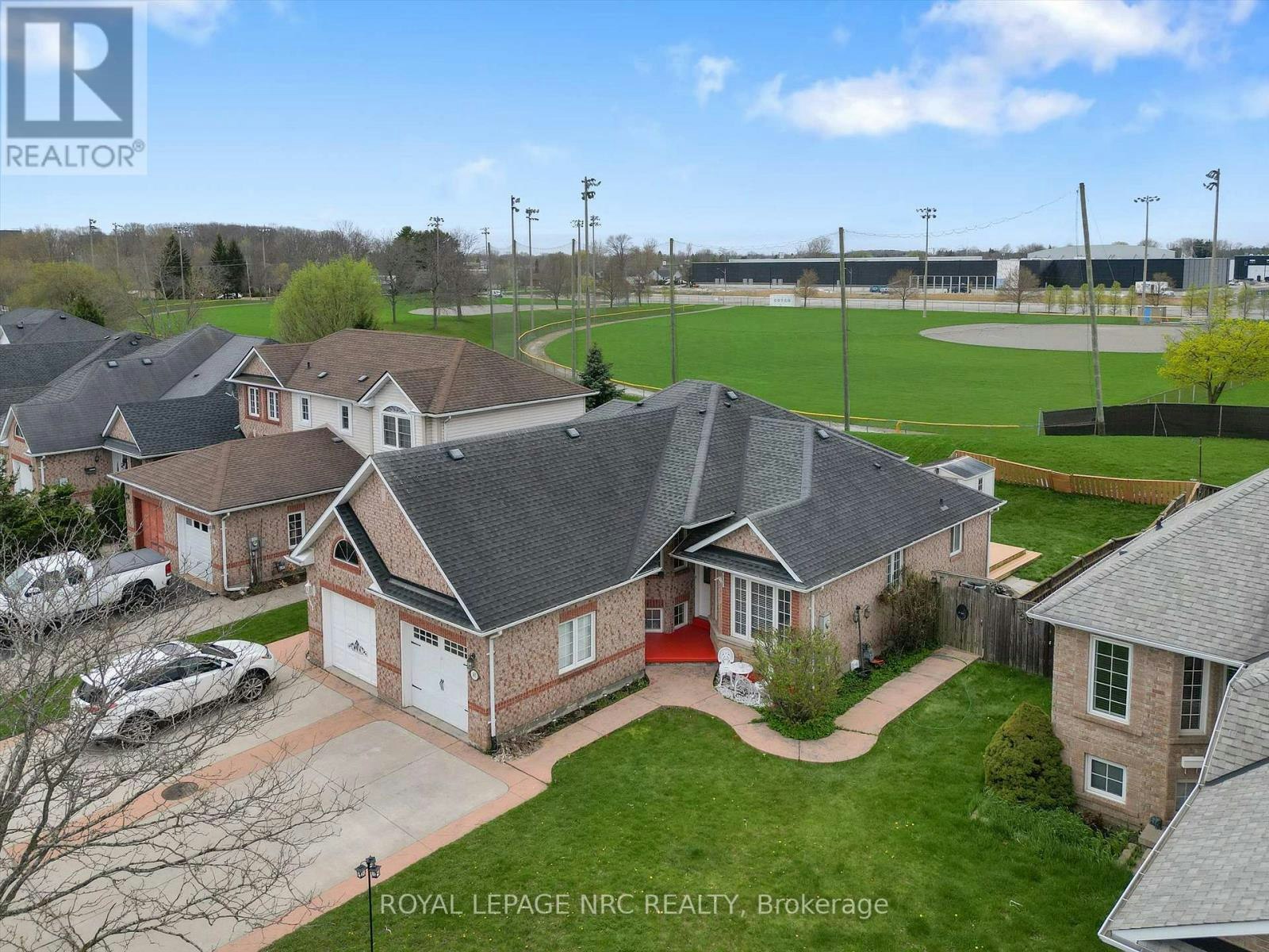 147 St Lawrence Drive, Welland, ON, L3C 7H6