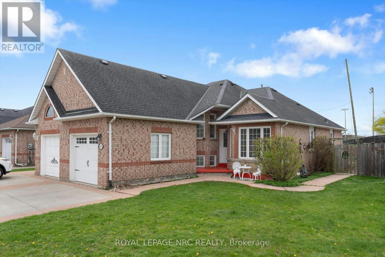 147 St Lawrence Drive, Welland, ON, L3C 7H6