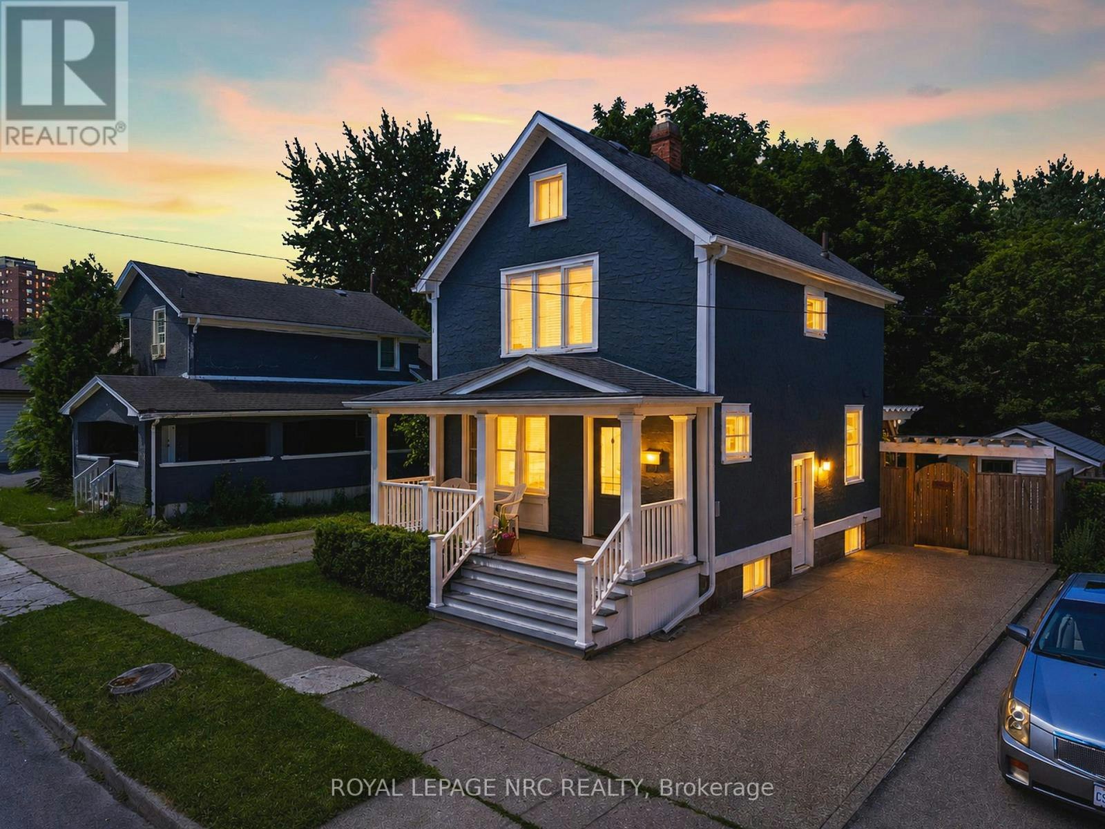 5 Greenlaw Place, St. Catharines, ON, L2R 4S5