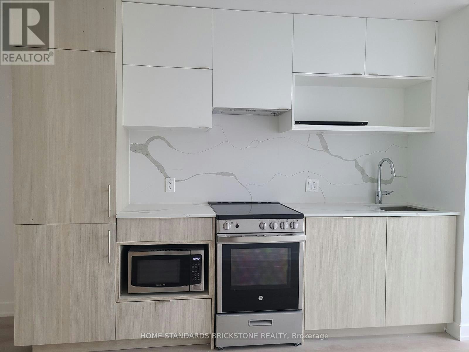 3610-100 Queen Street E, Toronto, ON, M5C 0B5 - 5