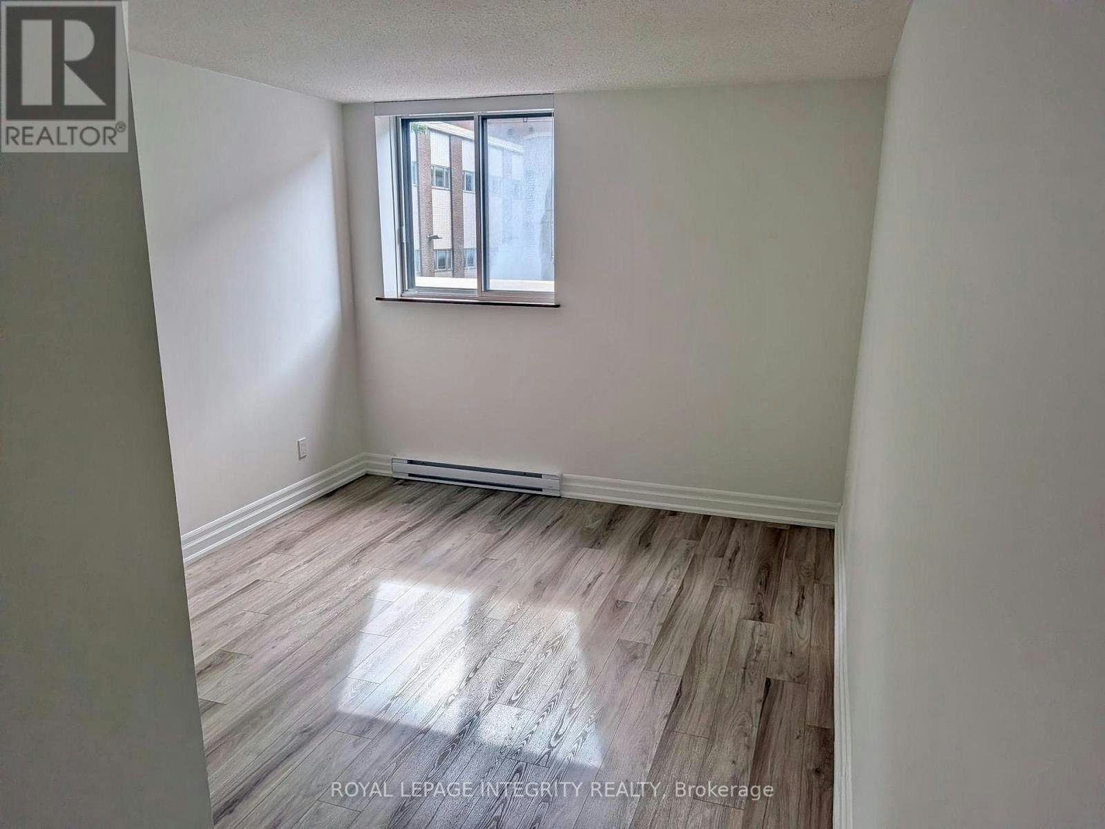 902-435 Albert Street, Ottawa, ON, K1R 7X4 - 10