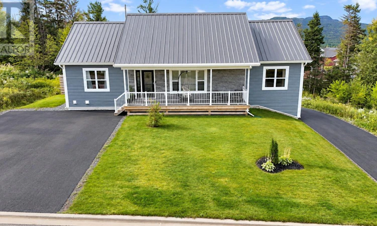 12 Harvey Wight Crescent