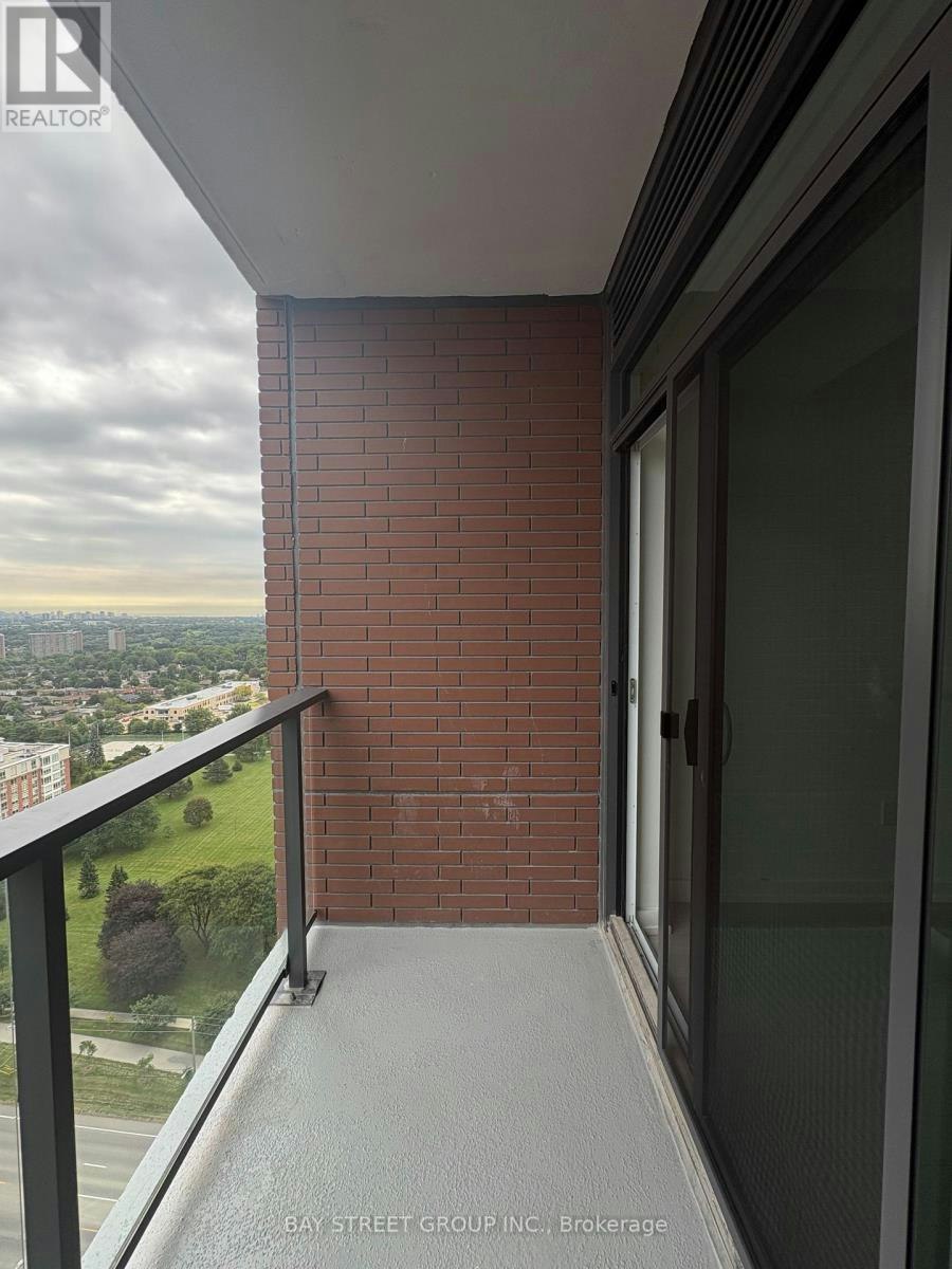 2322-4010 Eglinton Avenue W, Toronto, ON, M9A 0G5 - 11