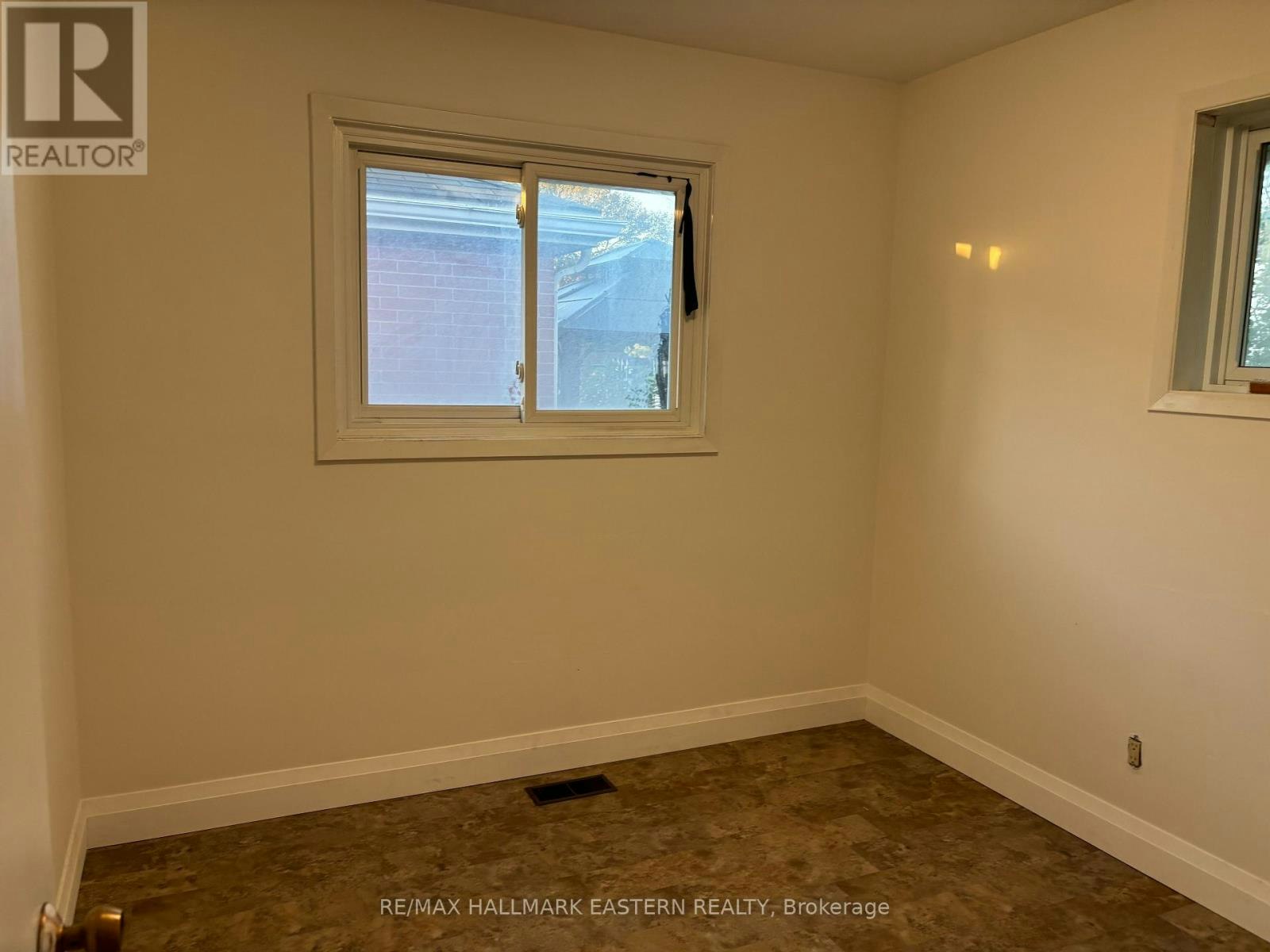 893 Ford Street, Peterborough, ON, K9J 5V2 - 6